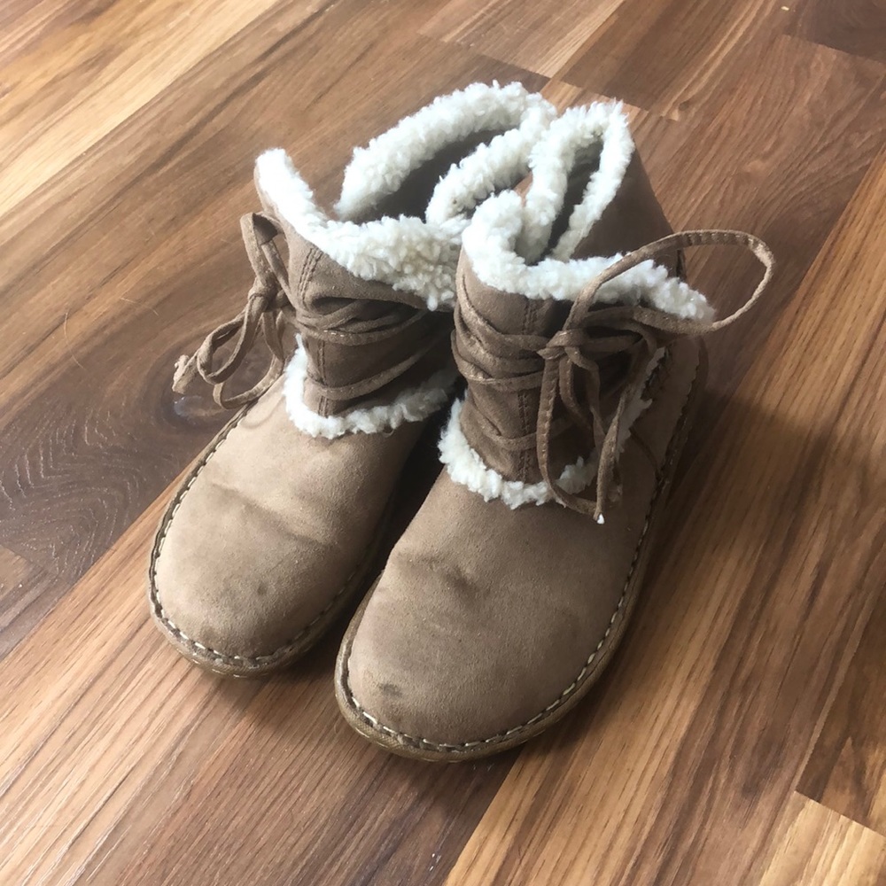 Predictions Lace Up Ankle Boots Size 7
